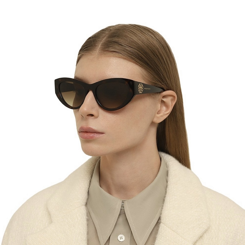 Alexander McQueen 0377S 002
